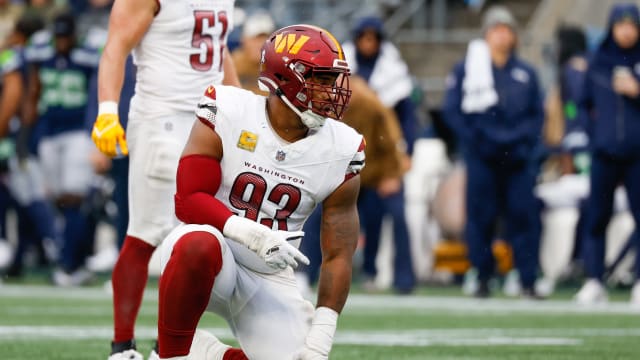 Washington Commanders defensive tackle Jonathan Allen (93) waits for a snap against the Seattle Seahawks during the second quarter at Lumen Field.